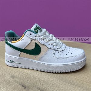 Кроссовки от Nike Air Force 1 EMB (белый/персиковый/зелёная галка)