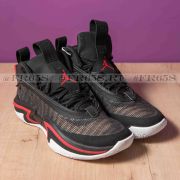 Кроссовки от Nike Air Jordan XXXVI SE (чёрный/красная полоса)