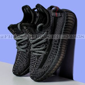 Кроссовки детские Adidas Yeezy Boost 350 (чёрный)