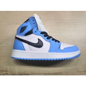 Кроссовки Nike Air Jordan 1 Retro (белый/голубой)