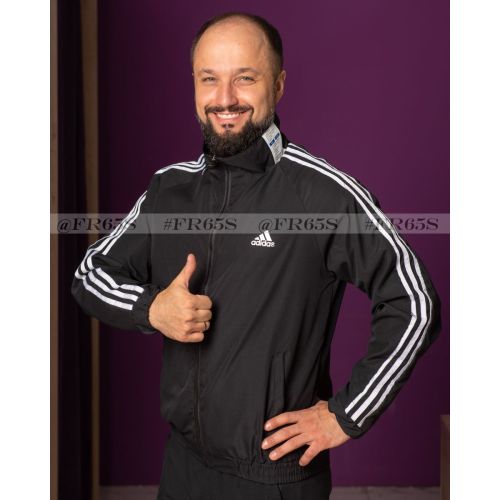606 Ветровка от Adidas (чёрный)