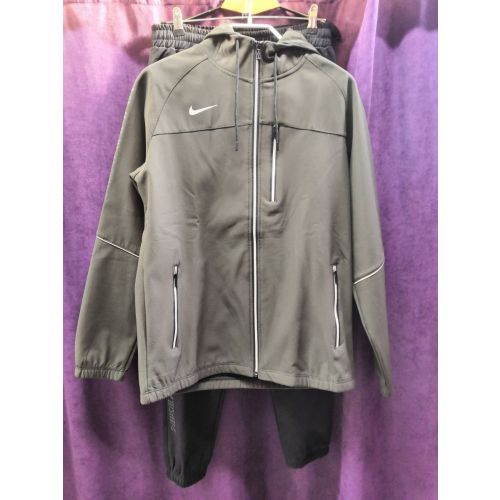 GV492 Спортивный костюм от Nike (хаки)