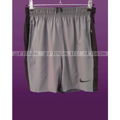 D966 Шорты от Nike (серый)