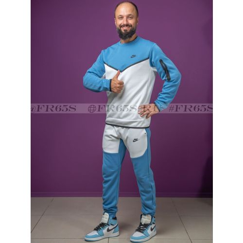CU4506-416 Спортивный костюм от Nike (голубой/белый)