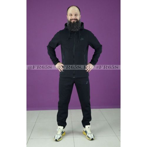587222-1 Спортивный костюм от Nike (чёрный)