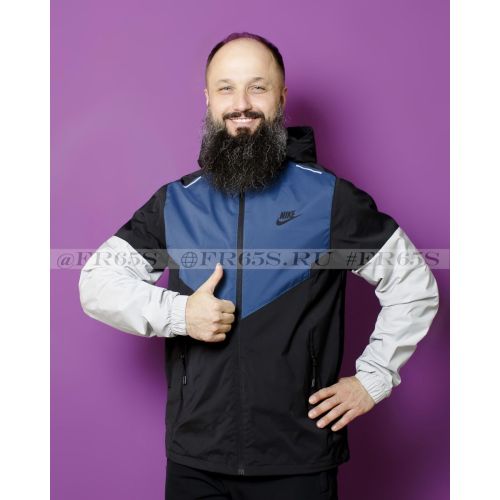 768877-3 Ветровка от Nike (чёрный/синий)
