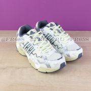 Кроссовки от Adidas Bad Bunny Response CL AL650021101